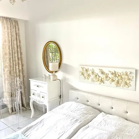 Fleur D'azur 100 M De La Plage * 빌뇌브루베