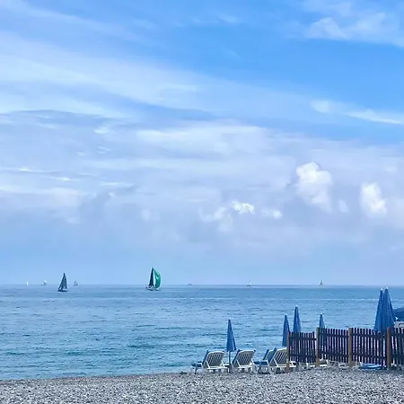 아파트 Fleur D'azur 100 M De La Plage 빌뇌브루베