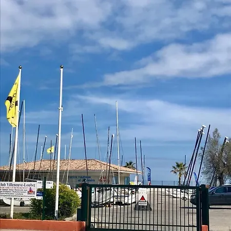 Fleur D'azur 100 M De La Plage *